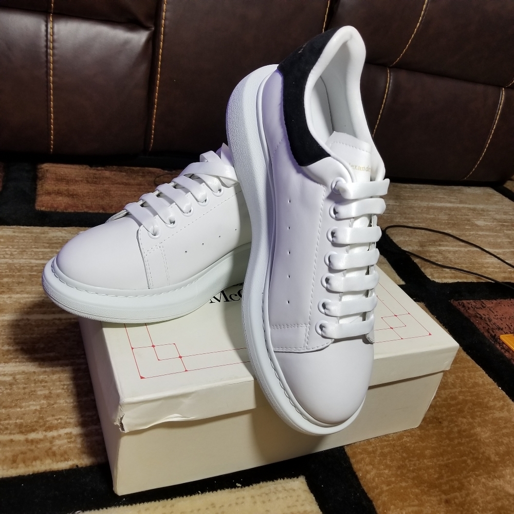 Alexander Mcqueen